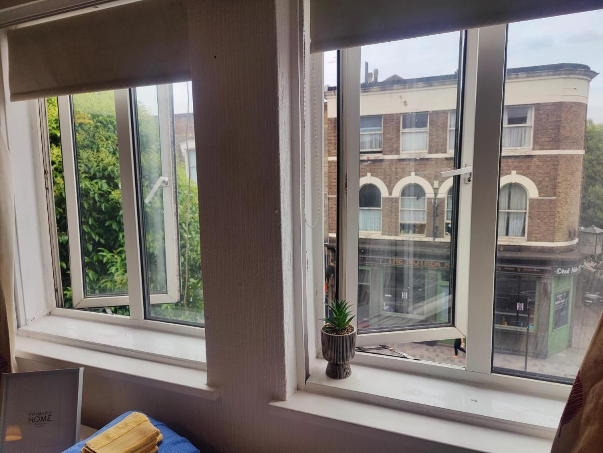 Beautiful And Homely Accommodation, Archway In Islington Near Camden Town 런던 외부 사진